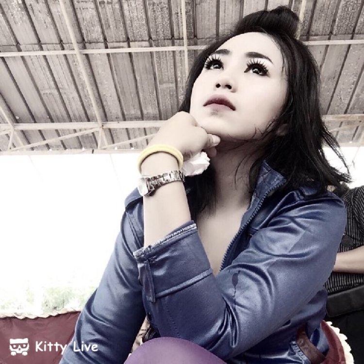 avril_march's tweet photo. #KittyLive is full of happiness. Come and enjoy yourself!https://t.co/hzoCMVxcuM https://t.co/7VQGnNjjoX