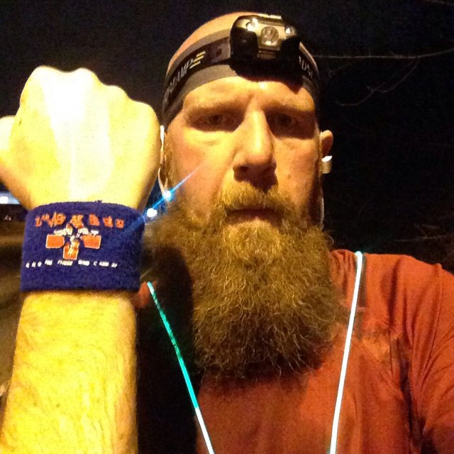estratton2's tweet photo. 6.4 @CharityMiles for @StJude. Thx 2 #JNJ &amp; @DonateAPhoto. @11thhourrace https://t.co/TNPZVzZjUe https://t.co/UUxHRI4TUg