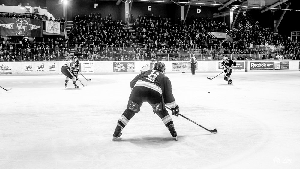 CorsairesNantes's tweet photo. Quand @mrzine nous gratifie de ses plus belles #Photos 📷. #LetsKickSomeIce #HellSport ➡ https://t.co/D23SqtLvL7 https://t.co/josc8kJtsy