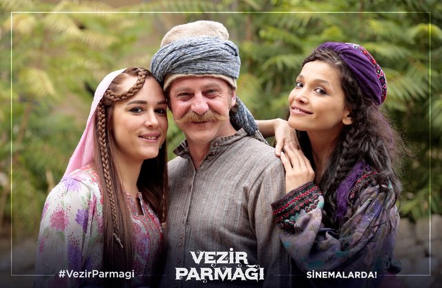 Keyifli bir hafta sonu geçirmek isteyenler #VezirParmağı salonlarında yerini alıyor! 🤗