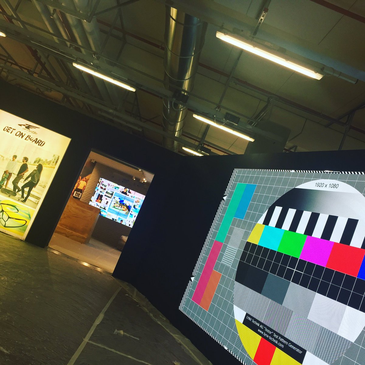 Eurofiere_SpA's tweet photo. Making Luxottica Days 2017
#luxottica #luxury #events #instagood #desighphotography #eurofierespa #thebestevents https://t.co/vwpFHtEvpA