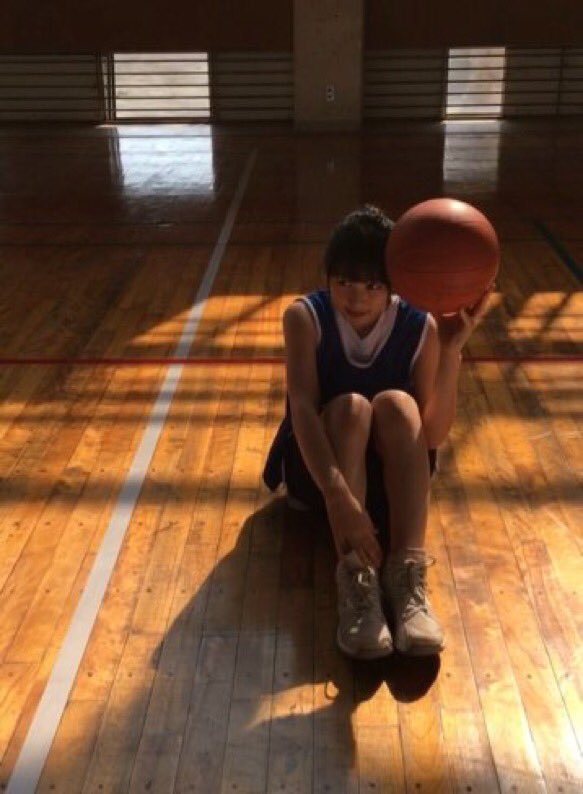 桜井日奈子ちゃん動画 桜井日奈子さん W バスケ4枚たまった 可愛いと思ったらrt 桜井日奈子 Hinako Incent