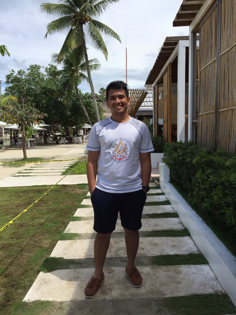 ivkrestauro's tweet photo. Pumayat. Kumain. Tumaba. 😂🐷🤷‍♂️ #MyLifeCycle https://t.co/DN79dGoAYl