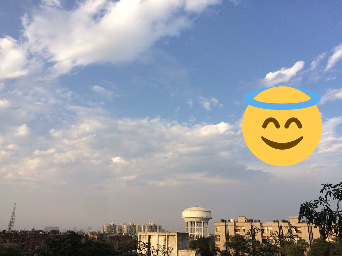 chitra_nain's tweet photo. Love this mausam . .. springs are here in my heart want to evaporate like these clouds #flyhigh #springclouds https://t.co/nZbJG7ptiU