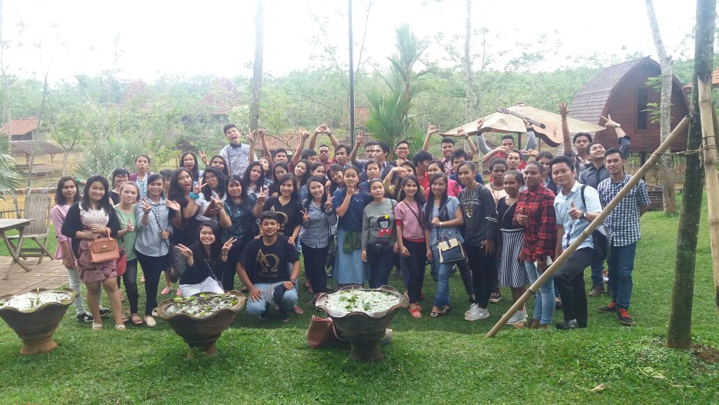 diazNRWST's tweet photo. keseruan kami
#youth #GKKD #GKKDPurwakarta #Sahate https://t.co/lsNWO3x7jq
