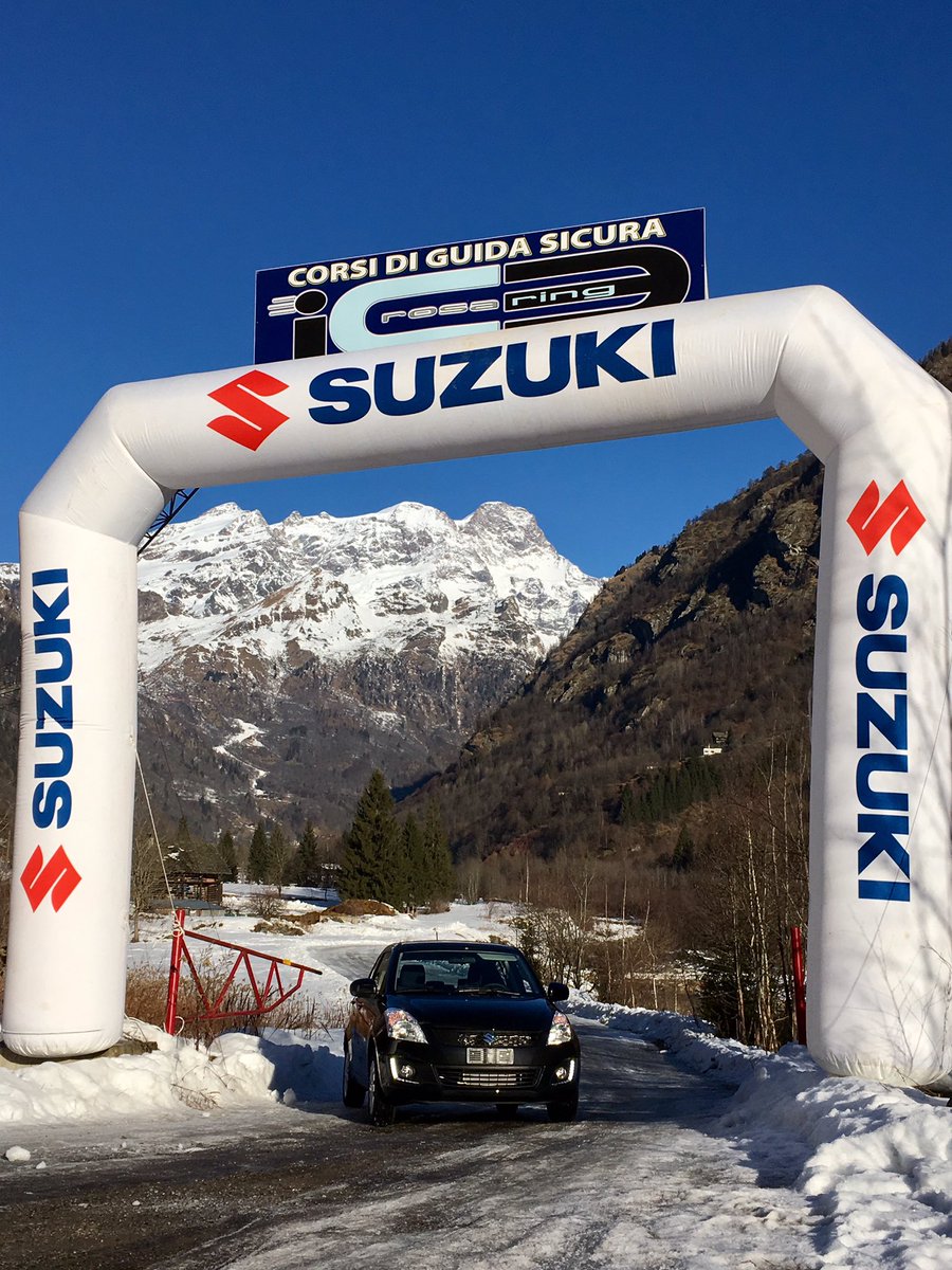 Giornata da incorniciare! La gamma <a href="/SuzukiIT/">Suzuki Italia</a> 4x4 sul ghiaccio dell' #icerosaring <a href="/Alagnapuntoit/">Alagna.it</a>
