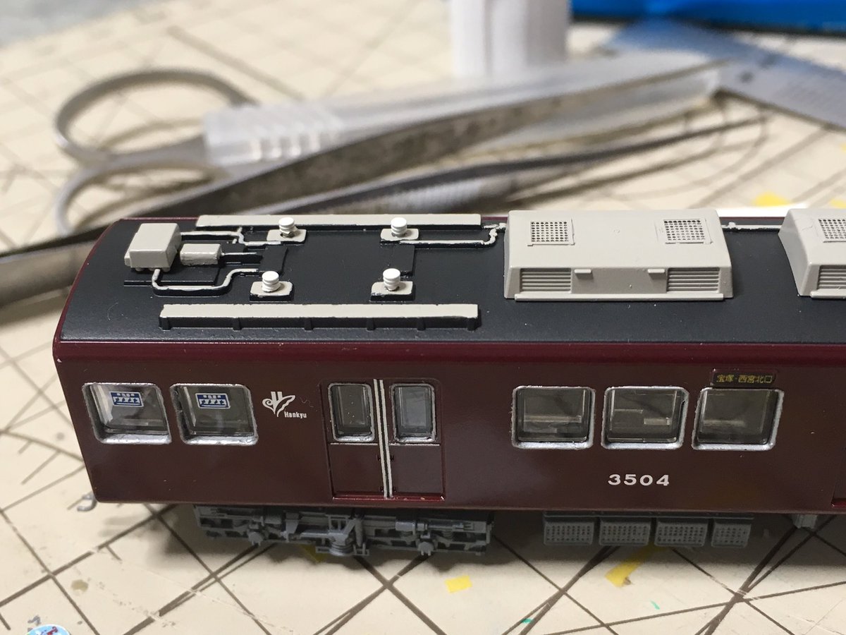 Fs345 映画 阪急電車 の名脇役 阪急3000系3058f完成しました 鉄コレをベースに再塗装 窓 サッシ等への色差しを行ってみました 阪急電車への本格的な色差しは初めてでしたがそれなりにいい感じにはなったかなと思いますが 阪急ファンの皆様如何でしょ