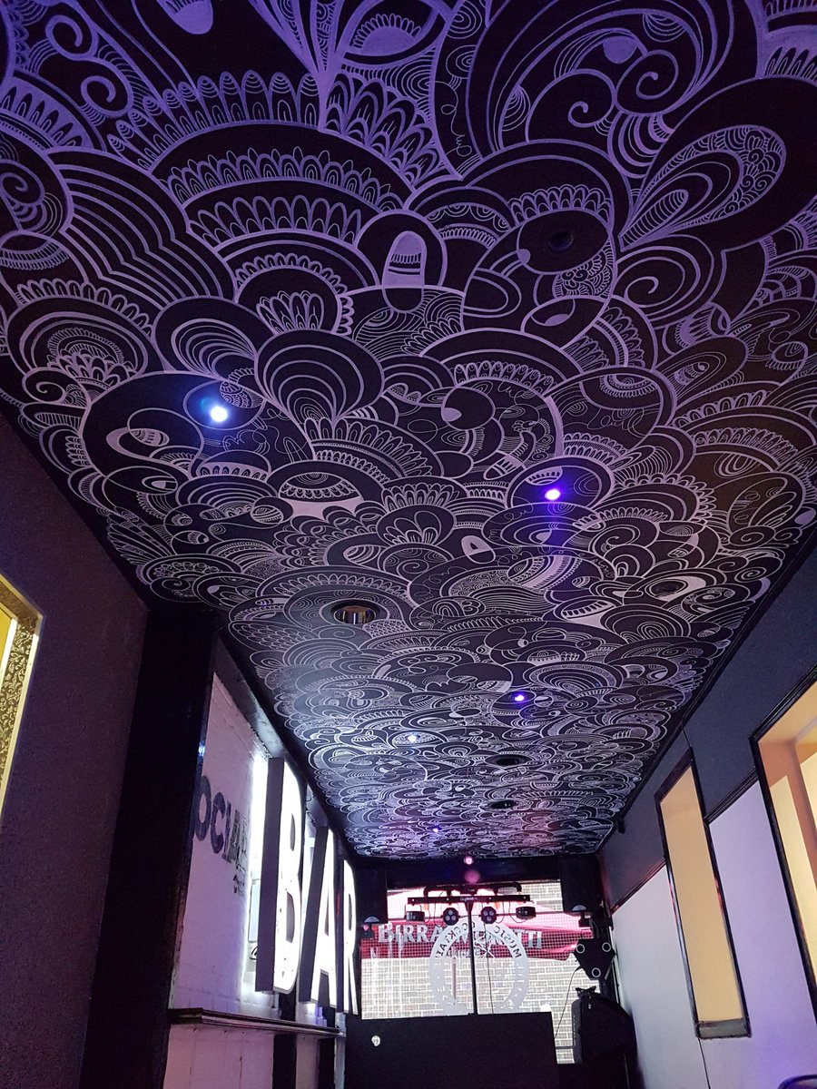 ROBBIEaDUNCAN's tweet photo. @Hobbycraft_MDE If you noticed your white posca pens have been running low...it was me. 20 pens! Hand drawn mural at @socialchill #maidstone https://t.co/BFeteLzUot