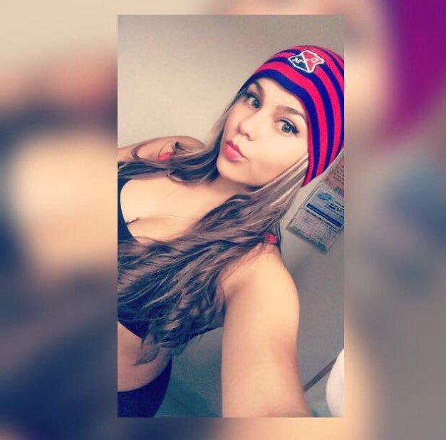 chica_hermosura's tweet photo. #FelizDomingo Para que los hinchas del @DIM_Oficial no digan que no los apoyamos, aquí les dejamos toda la #belleza de @M_b729 Es muy #sexy https://t.co/Z9BN7qovAu