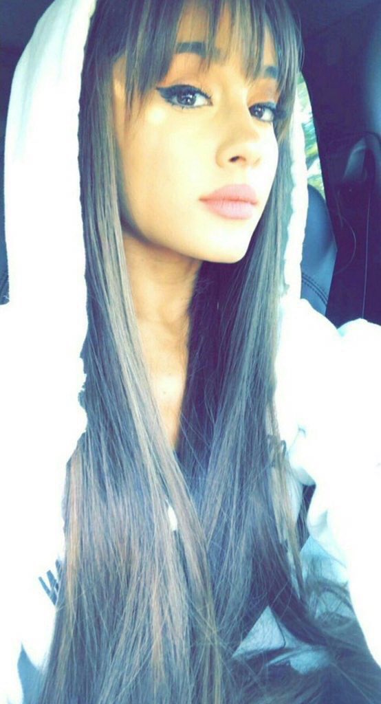 AriancGrandeFL's tweet photo. Sweet like cinnamon. 💫 https://t.co/4r9LfQQfQw