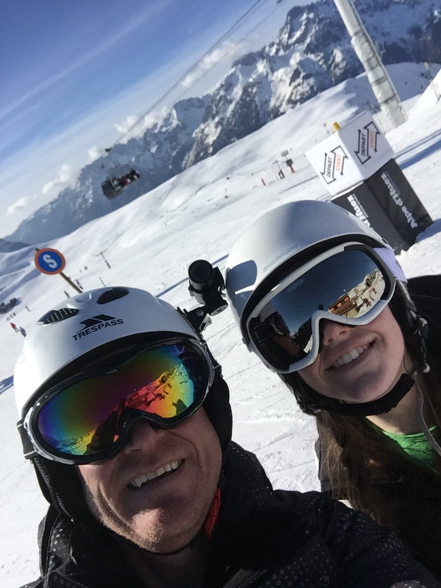 wurzcox's tweet photo. Mega 1st day @kalicoxy #skisunday https://t.co/hcujq800wm