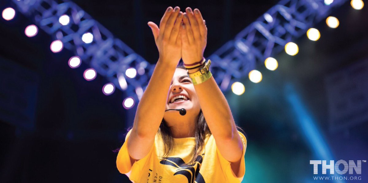 fourdiamonds's tweet photo. RT @THON: "Fireflies light up the night sky just as hope brightens up the dark times in all of our lives." #THON2017 https://t.co/t1JEXAQDxe
