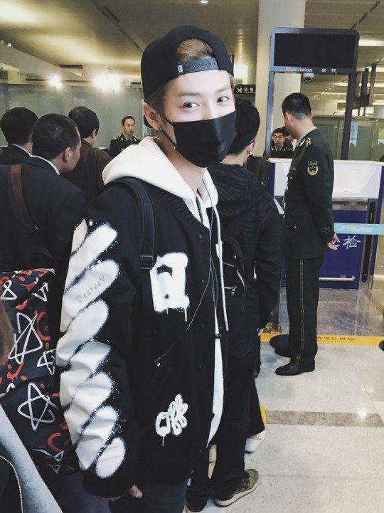 LuhanWorld's tweet photo. 170219 #LuHan at Incheon Airport
Cr.deereey https://t.co/vFgoNqx0EJ