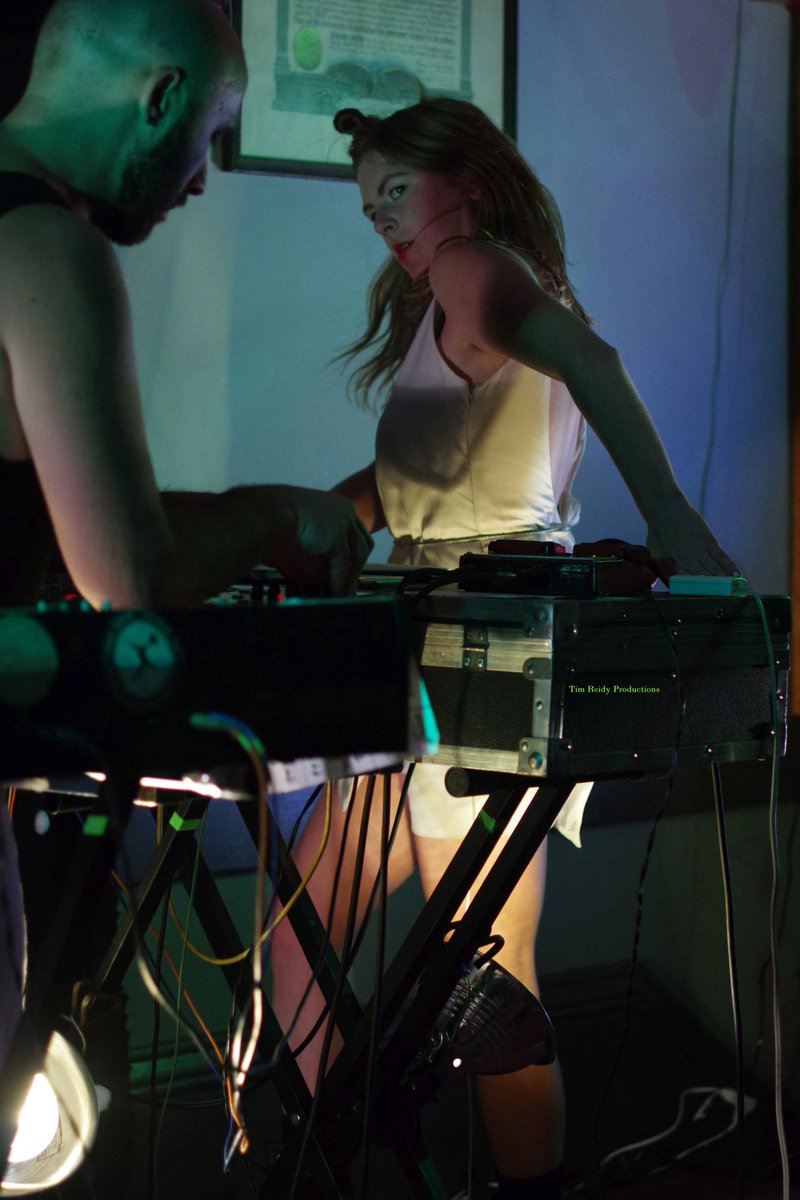 3garcons's tweet image. lots of eyes at @helloHomeBody show in North Adams