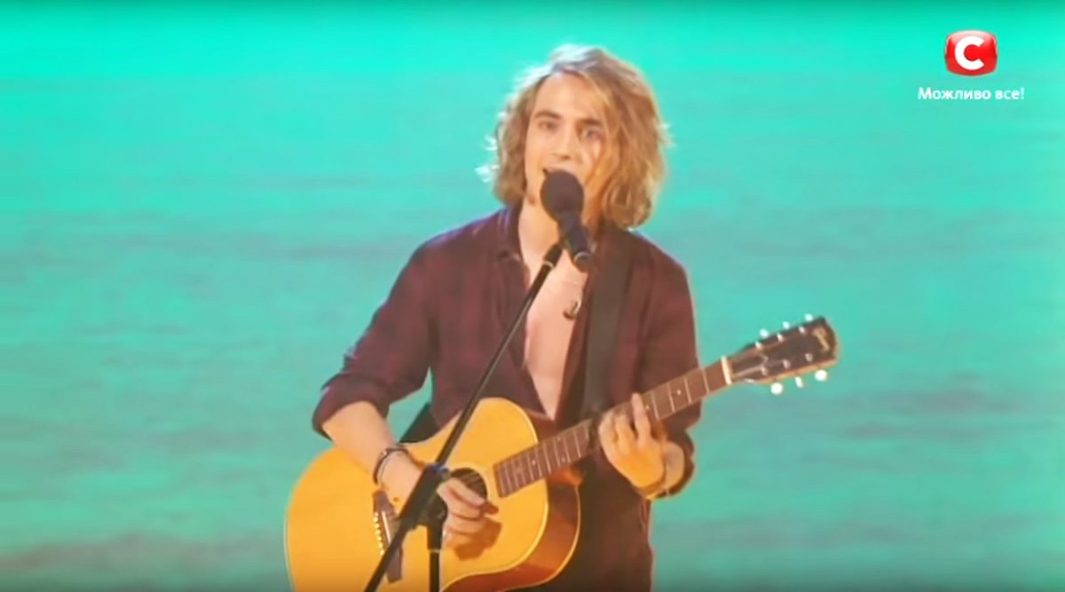 eltelevisero's tweet photo. VÍDEO ▶️ @ManelNMusic canta "Do it for your lover" en Ucrania y seduce a @jamala https://t.co/kGEgyx2NGN https://t.co/RwTsa2L60X