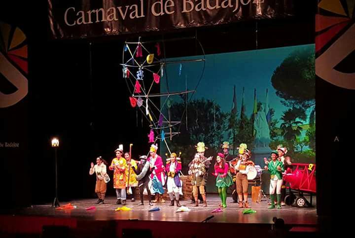 Elennahj's tweet photo. ¡Todo esfuerzo tiene su recompensa! #2premio #Invisibles 💙💙🎭✌✈ https://t.co/eYdFExh3Sp