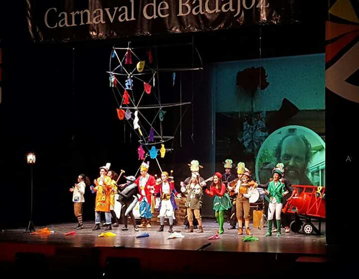 Elennahj's tweet photo. ¡Todo esfuerzo tiene su recompensa! #2premio #Invisibles 💙💙🎭✌✈ https://t.co/eYdFExh3Sp