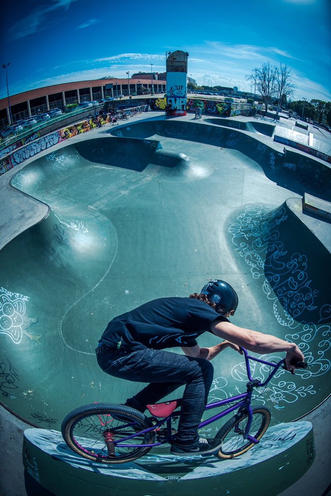 marmophoto's tweet photo. #shooting #filming @cristoldedo #motivacion3 #sevilla #bmx #PLA #perspectives #nikond750 #fisheye #marmophoto https://t.co/4fiP4iKiMu