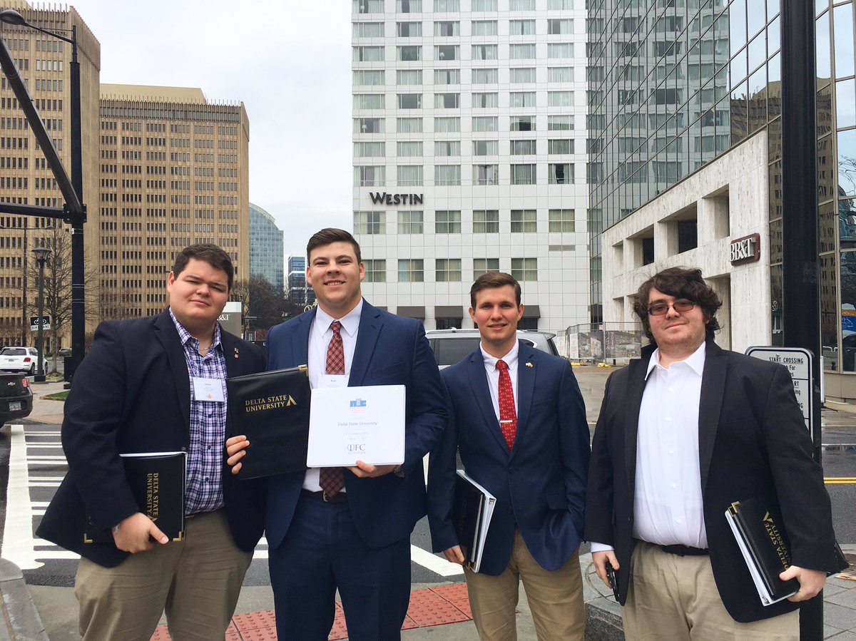 Our officers completed <a href="/SEIFC1966/">SEIFC</a> Leadership #Academy17 this weekend. 💪