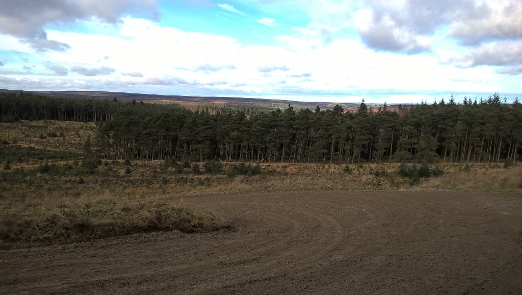 andrew_herny's tweet photo. Evaded all the 'speccy spots' and now look! That view! #RiponianRally #Rallying #SafeSpectating https://t.co/nv3gvvTB7i