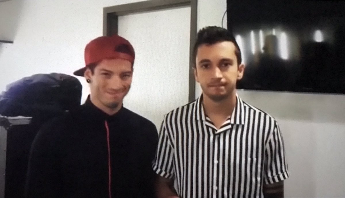 voting_top's tweet photo. I'm voting for twenty one pilots 

#Heathens #BestMovieSong #iHeartAwards https://t.co/7AfDJOxKMW