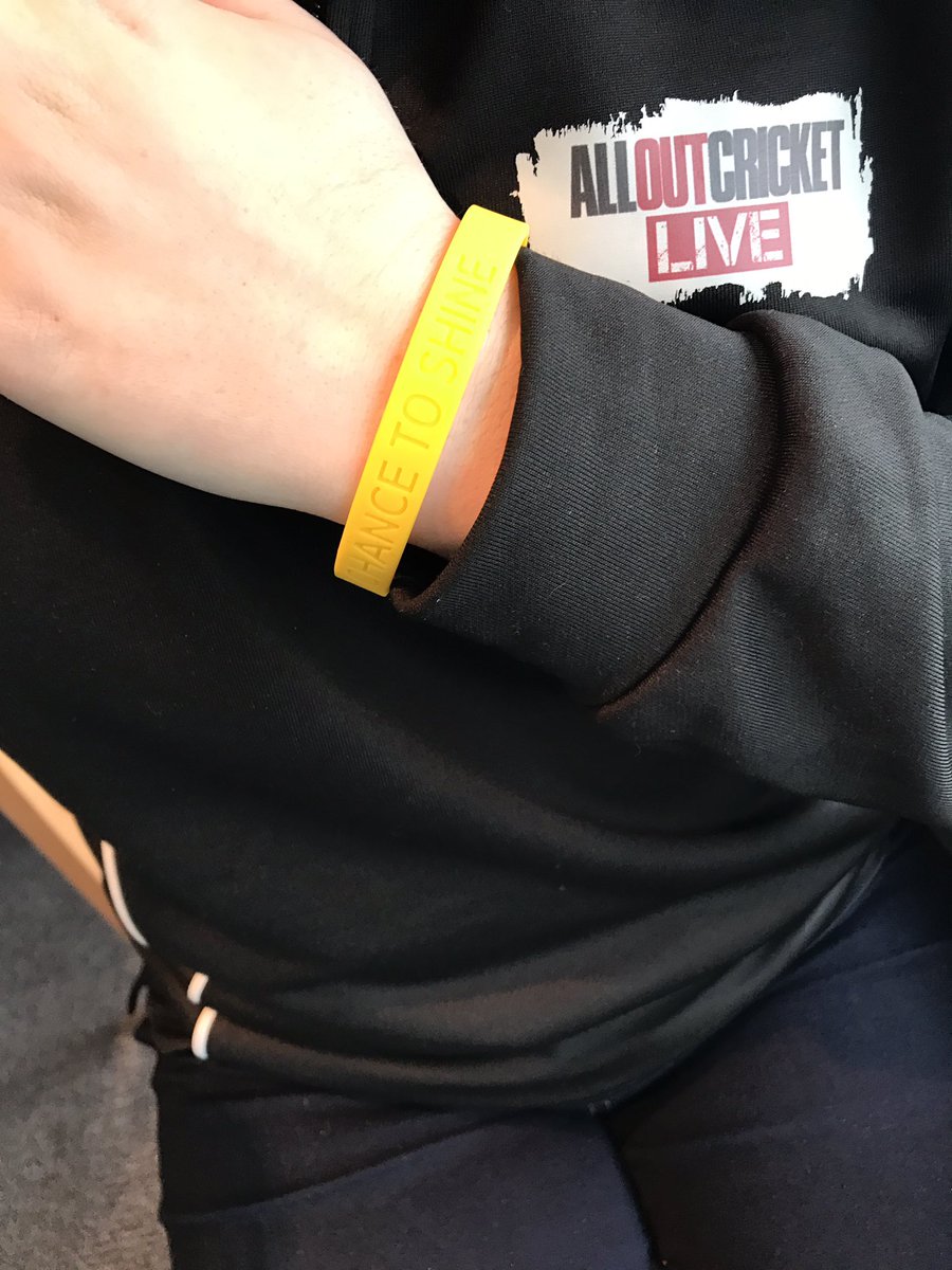 aoclive's tweet photo. #chancetoshine https://t.co/0iVkeW392s