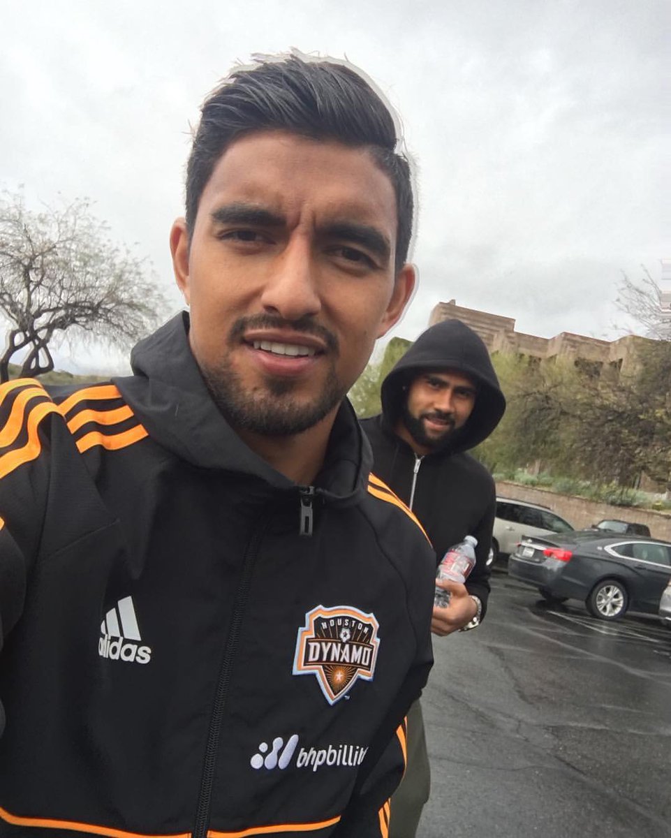 Off day adventures 📷  @AJD_20 is taking over our Instagram for the day: housoc.cr/RdEE3099fZF #ForeverOrange https://t.co/lSeZL3LoWl