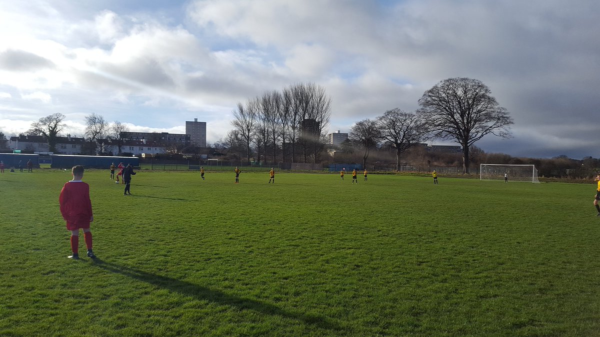 keithcook81's tweet photo. Great to see my son has now moved up to 11 a side &amp; was caption for todays game for #CurrieFC down at the civil service club at Silverknowes https://t.co/XlwbyqzsgQ