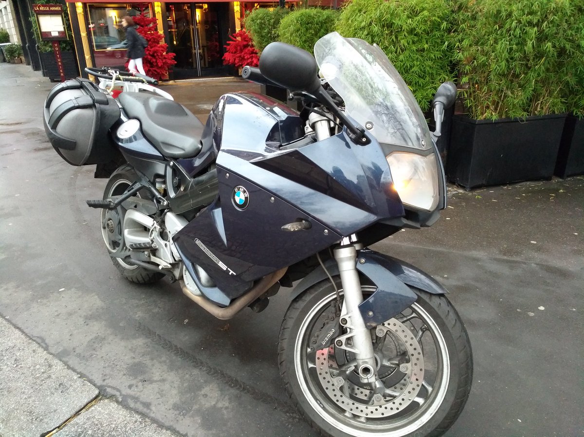 calarunning's tweet image. Hello la #teambiker, je prépare un raod trip Paris/Limoges aller retour, qui l'ai déjà fait? Des conseils ? Un bout de chemin ensemble ?