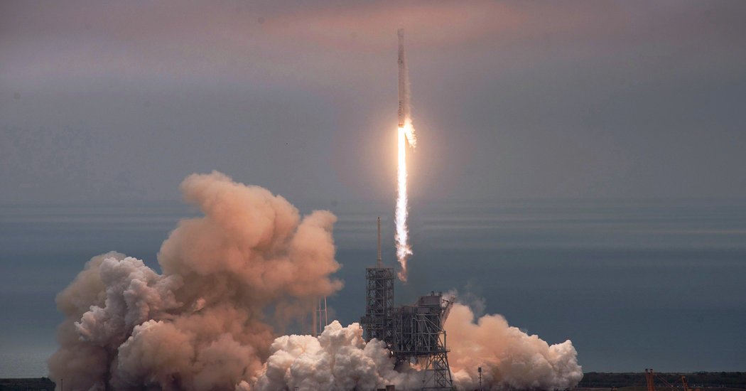 NewsInnOfficial's tweet image. SpaceX Launches Rocket Carrying Space Station Cargo #nasa #launche #rocket #spacex newsinn.org/d/a/1519515