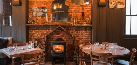 HardensBites's tweet photo. Just 26 seats, so book now for the daily-changing menu @thetwenty_six #RoyalTunbridgeWells https://t.co/p8KPWNTKGc https://t.co/KPKon4PAhI