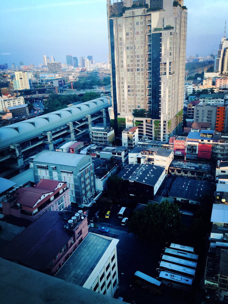 Yuyen_Huang's tweet photo. Goodbye to Bangkok, look forward to see in Suzhou.❤️
再見 曼谷,期待蘇州見⋯❤️
#TTTwithTOEY
@ImerbSittiwat
#toeysittiwat https://t.co/2qZym2rfHy