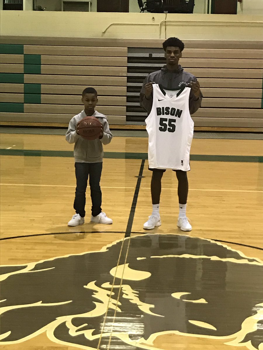 WassuppJayyy's tweet photo. Blessed to say that I have committed to Bethany College to further my Athletics and Education💯🏀📚 https://t.co/lSqdfb2kSl
