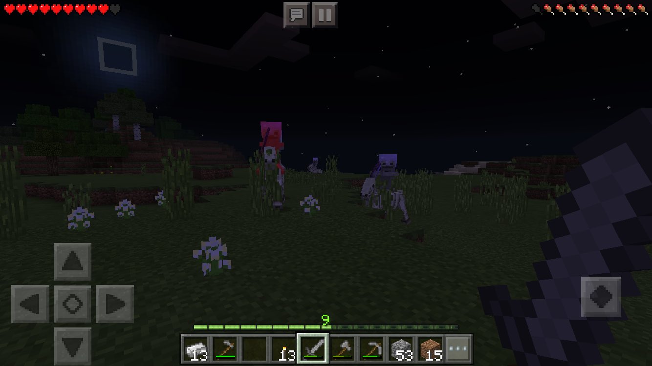 ノリすけ Nori Suke 数年ぶりにマイクラpe したんだけど 夜モンスター狩ってて あれー こんな所に白馬がいるー 思ったら雷いきなりズドーンでスケルトン馬に乗ったスケルトンが3体も一気に湧いて真っ暗 の中追い回された マイクラってホラゲだったっけ