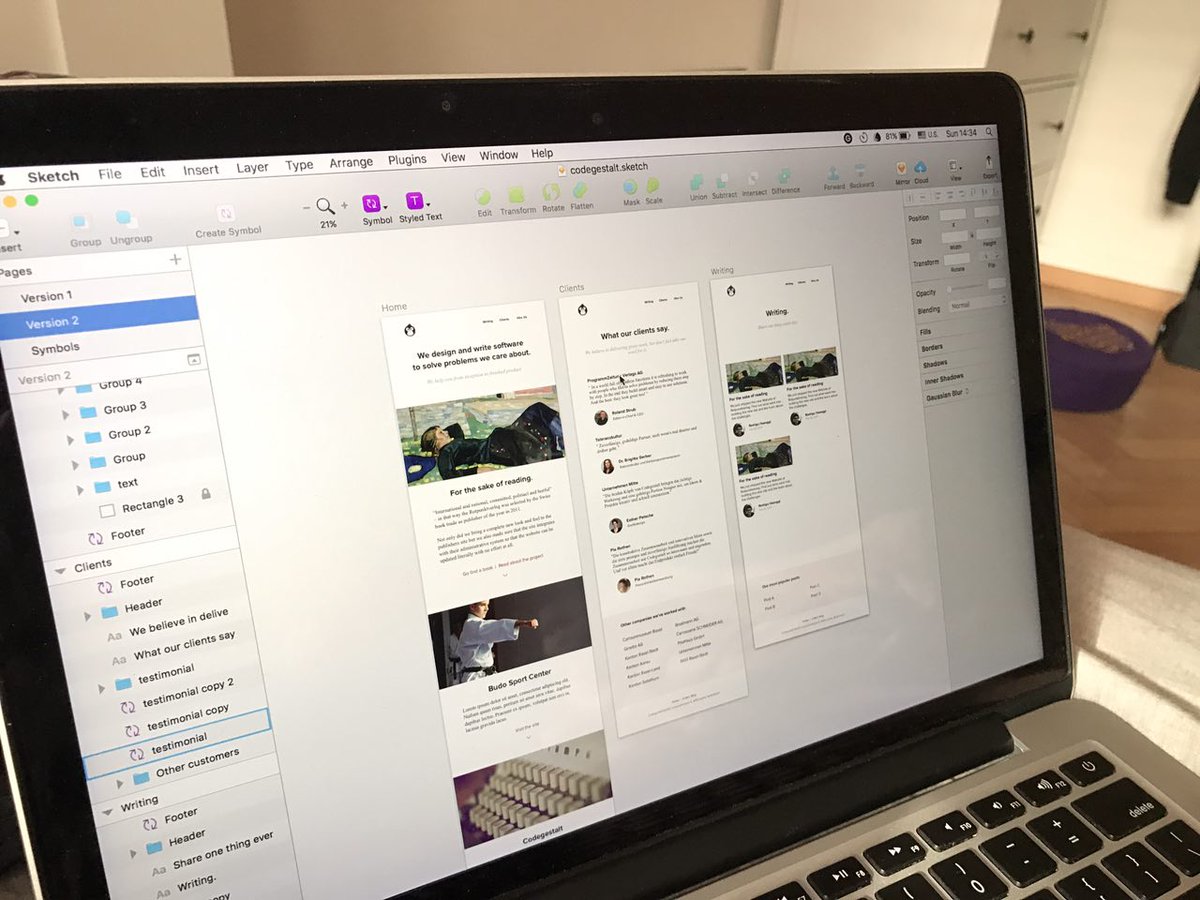 therod's tweet photo. Lazy working on the new @codegestalt website in bed. #bedoffice https://t.co/ljTfm5838V