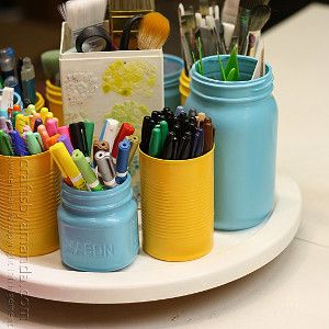 FaveCrafts's tweet photo. Check out these two super fun and super easy ways you can use a Lazy Susan to make an organization unit! https://t.co/V8rUkOeRDg https://t.co/flzcu4N48U