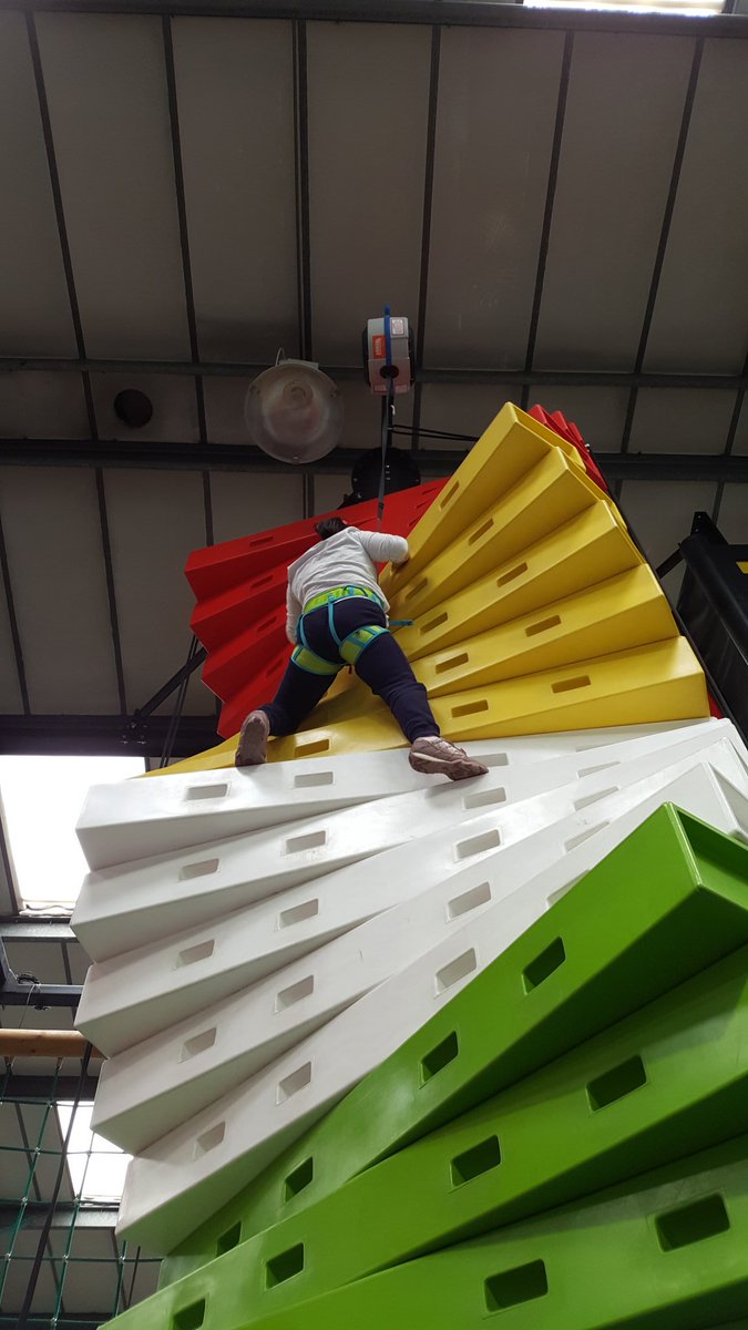 staffdb66's tweet photo. Great fun @ClipandClimb ... busy but lots of staff to help out... and she got up the chimney like on @ninjawarrioruk #resilience #climbing https://t.co/5rB9djZLfF