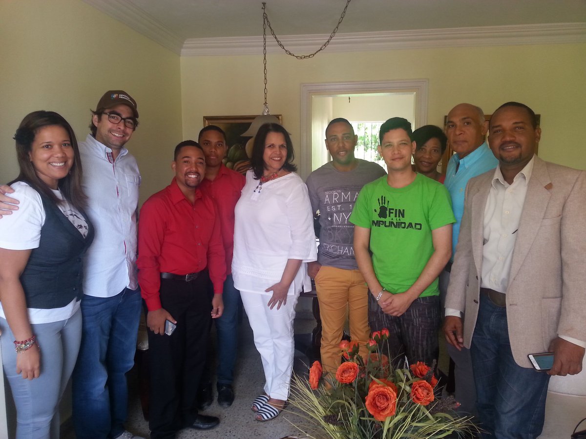 ElAliancista_RD's tweet photo. . @minoutavarezm visita San Pedro de Macoris; se reúne con líderes religiosos y comunitarios de la provincia ! ¡ Gracias Sterling ! https://t.co/OZMFqEHssC