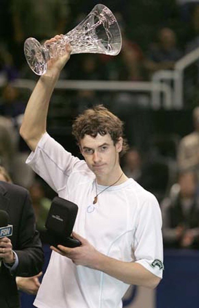 11 years ago today, Andy won his 1st ATP Tour title in San Jose, aged 18. 
Time flies. 
😘