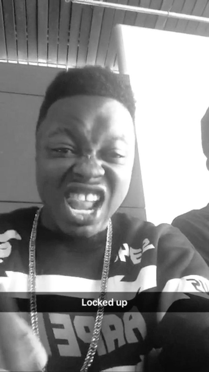 DohBoyBullet's tweet photo. Tay tay be de movement #BOSSNATIONMOVEMENT https://t.co/qoGAGywWKi