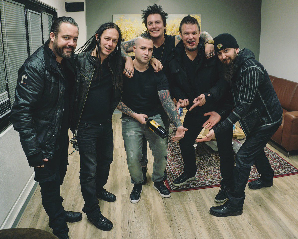 TheOfficialA7X's tweet photo. It's been a great couple days in Amsterdam with our tour family. Onward we go... #standanddeliver #thestageworldtour #disturbed 📸: Adam Cook https://t.co/ELmUtbfOVj