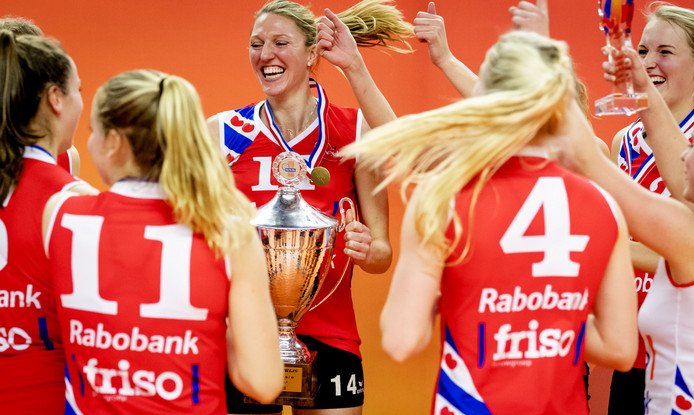 Volleybalsters Sneek in bekerfinale te sterk voor Sliedrecht Sport
ad.nl/andere-sporten…
