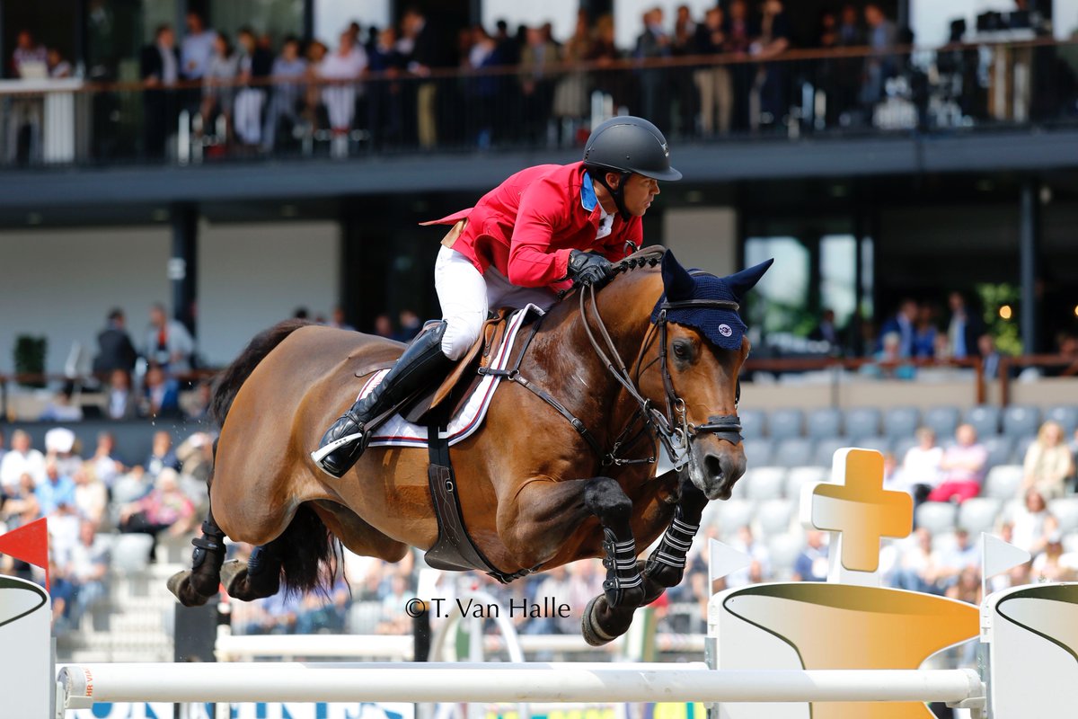 souvenir <a href="/CHIORotterdam/">CHIO Rotterdam</a> about the nations cup with <a href="/kentfarrington/">Kent Farrington</a> <a href="/samshieldglobal/">Samshield</a> <a href="/equifit/">EquiFit</a> <a href="/USequestrian/">US Equestrian</a>