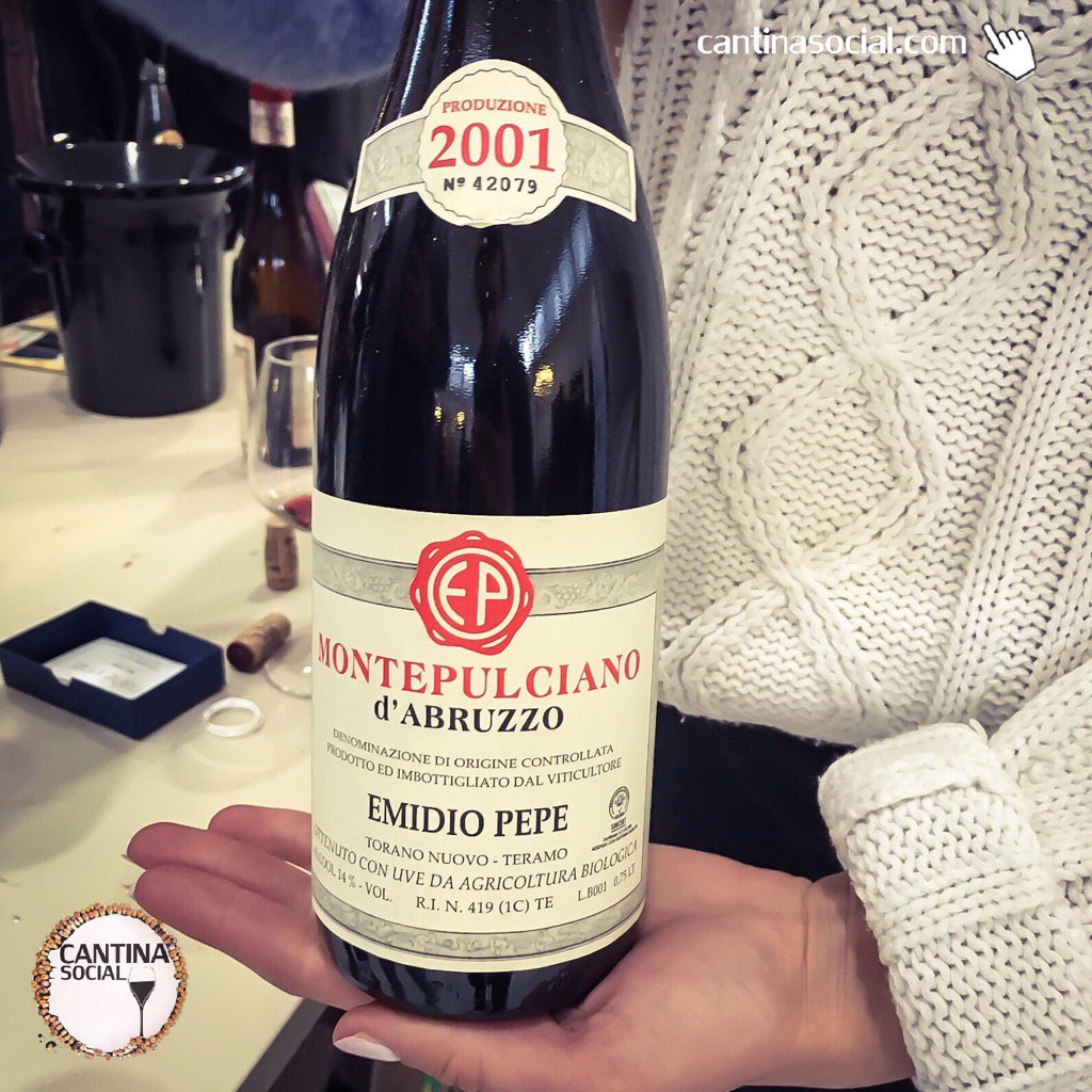 Oh yes! #emidiopepe #montepulciano #livewine #milano