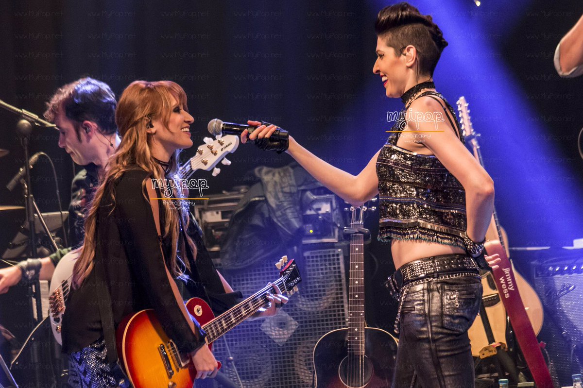 MyiPop's tweet photo. Adelanto fotos 📸 || @haashoficial #Tour2017HechoRealidad #PrimeraFila #HechoRealidad #HaAshEnEspana #HaAsh Madrid https://t.co/vj64FI1qAb https://t.co/2leY1jChWi