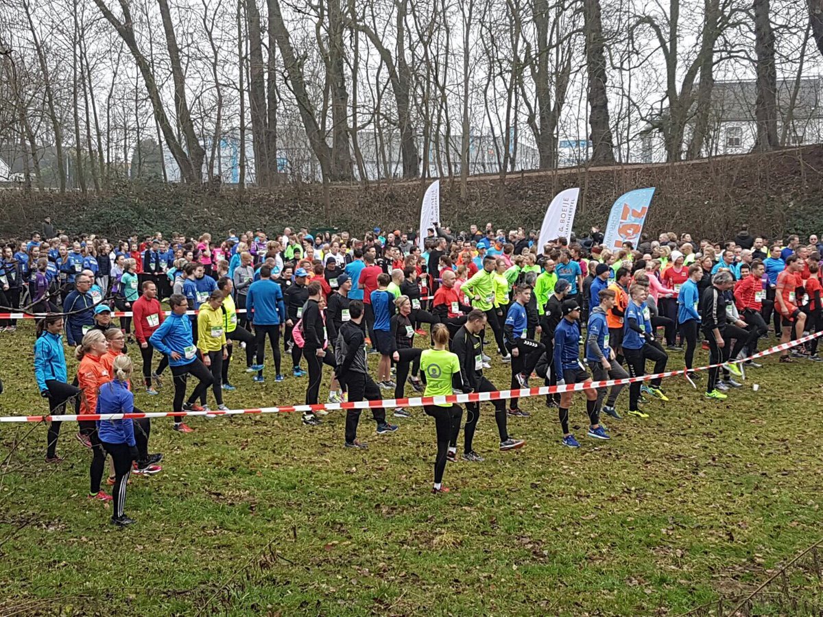 singelcross's tweet photo. Singelcross & Kids'Cross '17 GROOT succes vandaag #keeprunning #AlbertvdBosch #tot2018 #sportverbroedert #thnx @ZDRFun2run @ZDR_zaltbommel https://t.co/LwIlyaVsQ2