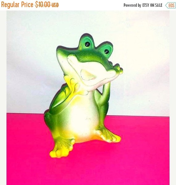 JunkYardBlonde's tweet photo. Vintage Green Frog,Frog Figurine,Kitsch, Frog  Green, Frog, Toad, Happy Fro… https://t.co/eUyVmNeXiu #mcm #HappyToad https://t.co/y0F4YC4vjo