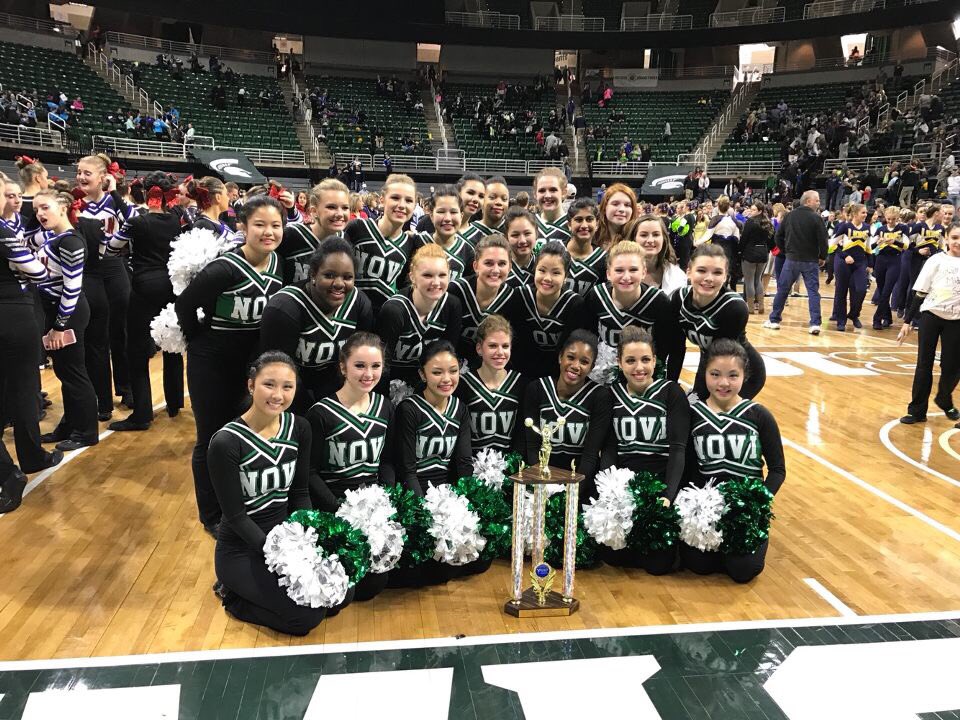 Novi Varsity Pompon tweet media