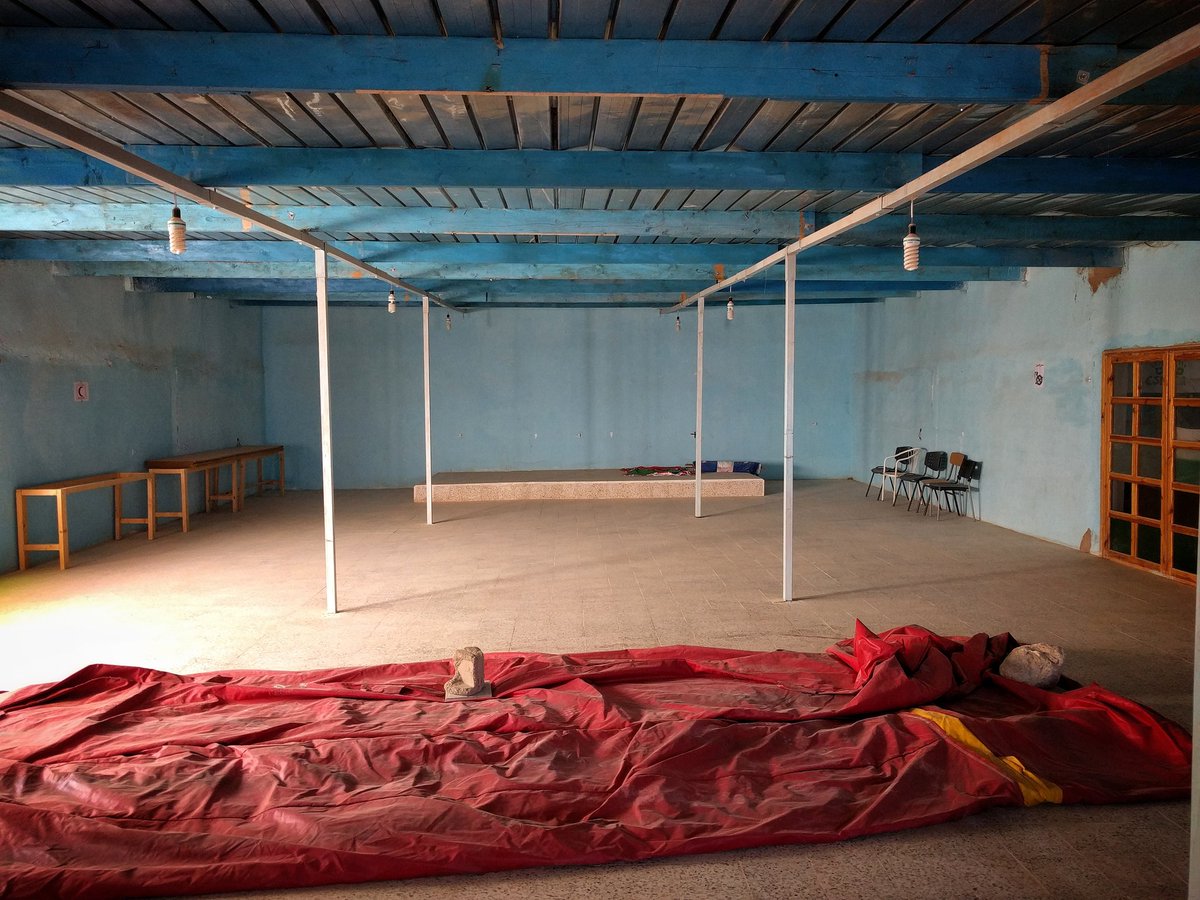 Main room of School of Sport getting prepared for registrations to the races #saharawe #saharamarathon