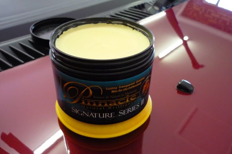 Pinnacle Signature Series II 

#Pinnacle #NaturalBrilliance #CarCare #PasteWax